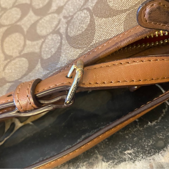 Coach Brown Signature Coated Canvas Varsity Stripe File Messenger Bag - Picture 11 of 14